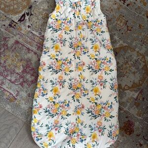 Floral bouquet loulou lollipop tencel 18-36 months sleep back / like new !!*